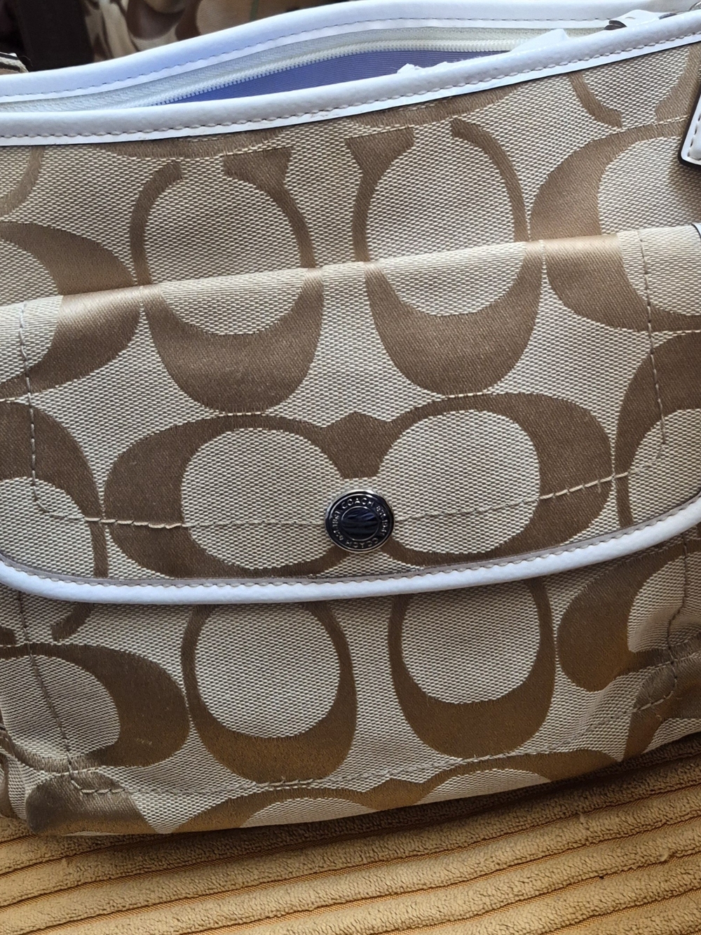 Coach Daisy Kyra  Signature Crossbody Bag W/Jacquard Canvas & White Leather Trim - Picture 2 of 13